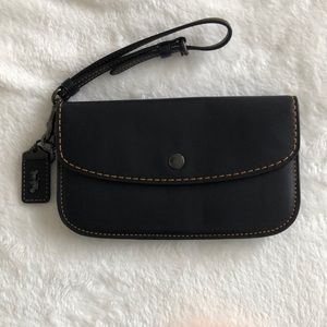 1941 Coach classic wristlet
